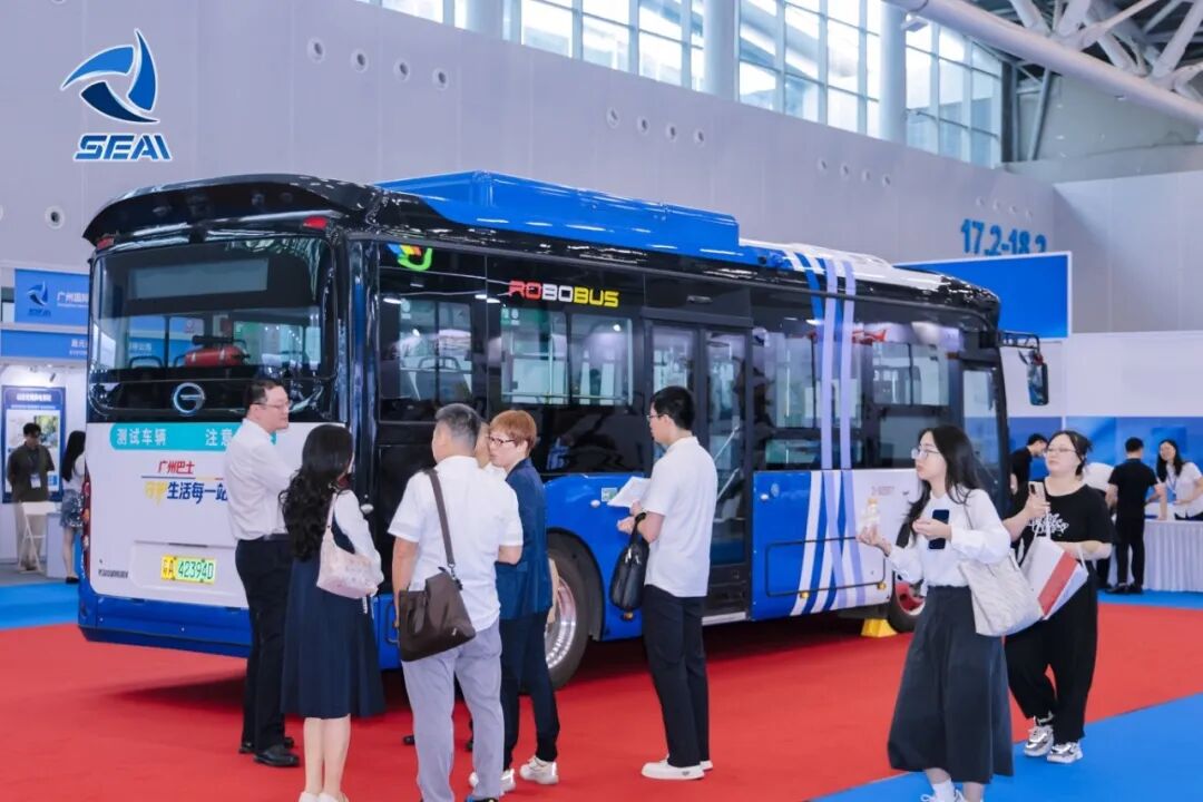 LQX60756.jpg
